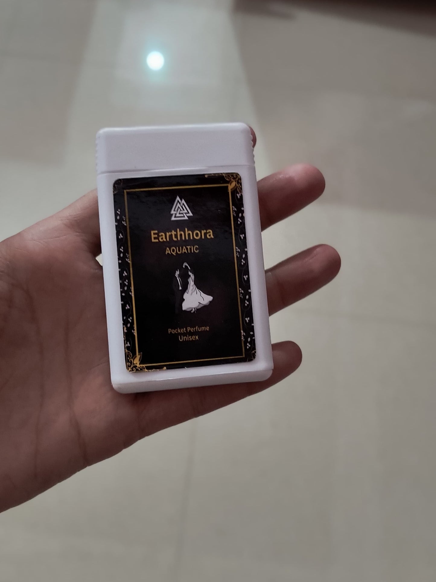 Earthhora Pocket Perfume ( Pack Of 2) Aquatic+ Smooth